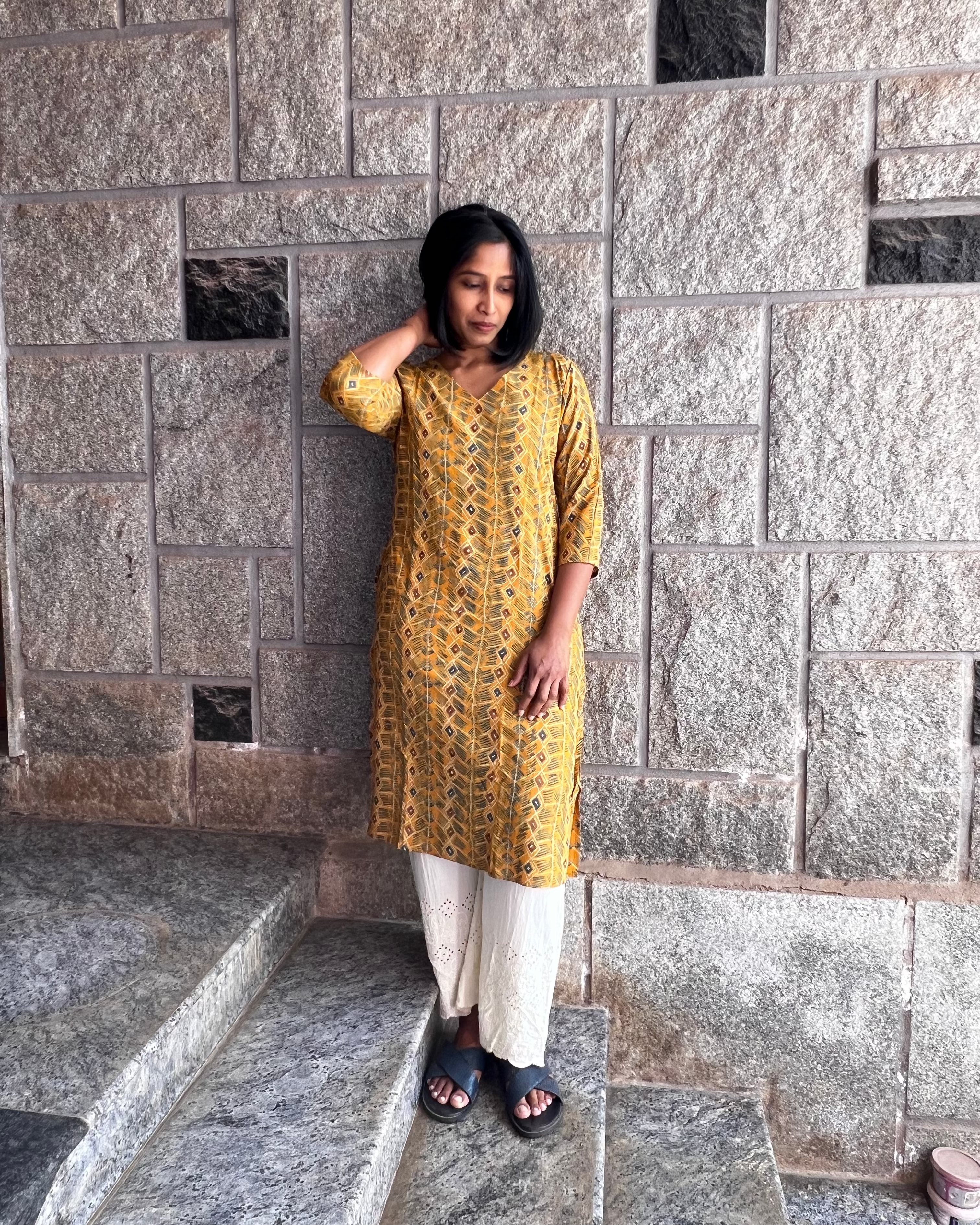 Mustard Geometric Print V-Neck Rayon Kurta